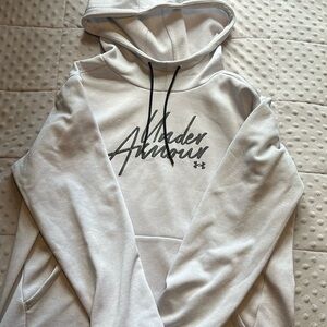 White Under Armour sweatshirt